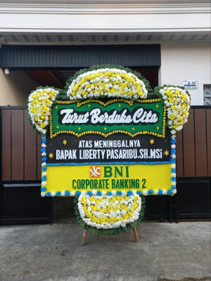 Papan Bunga Duka di Kombay