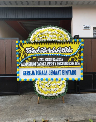 Papan Bunga Duka di Kombay