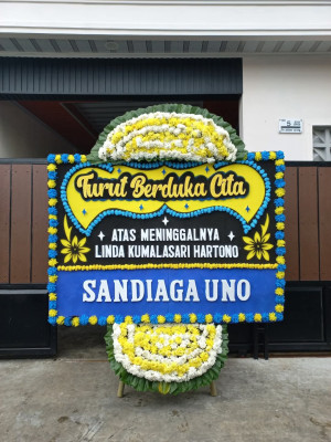 Papan Bunga Duka di Kombay